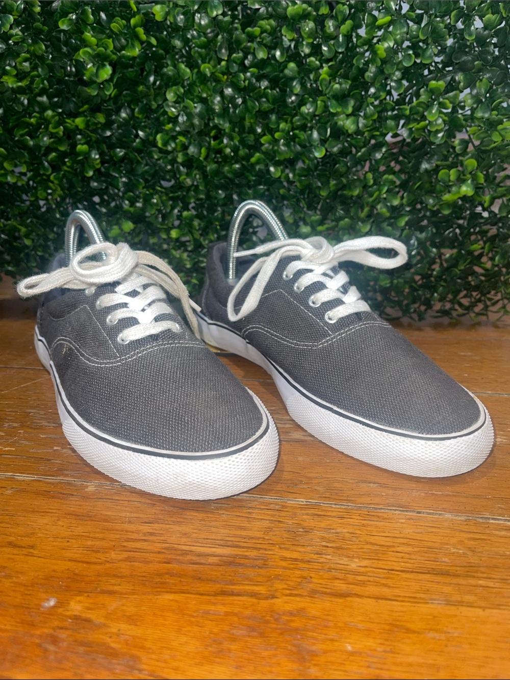 Universal Thread Charcoal Gray Canvas Sneakers